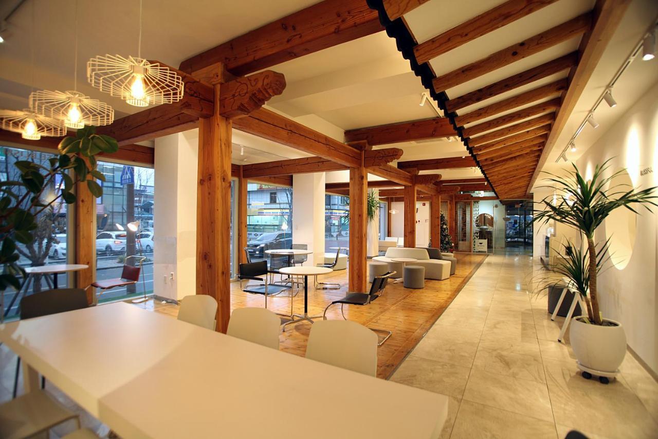 Jeonju Hanok Taejogung Hotel Buitenkant foto