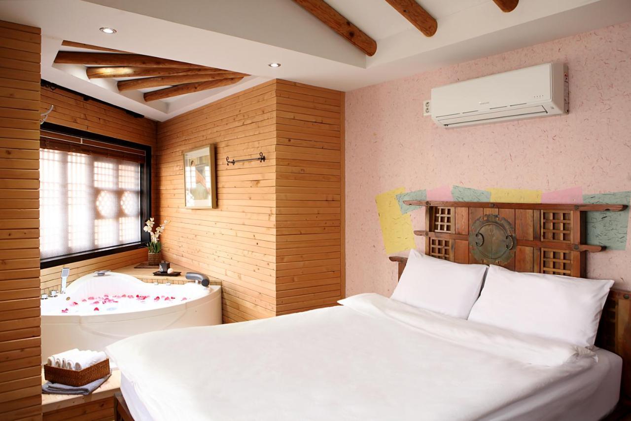 Jeonju Hanok Taejogung Hotel Kamer foto
