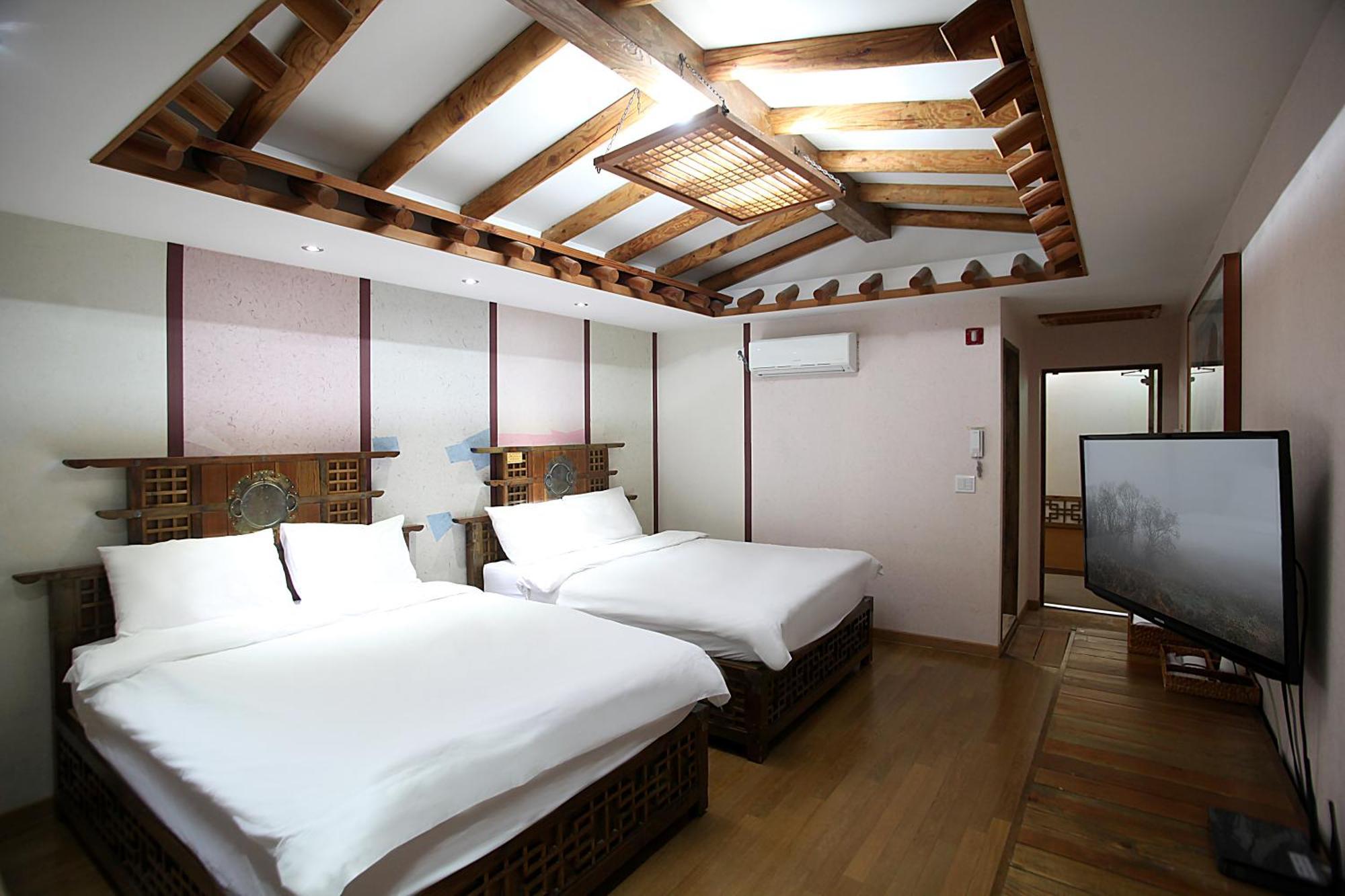 Jeonju Hanok Taejogung Hotel Kamer foto