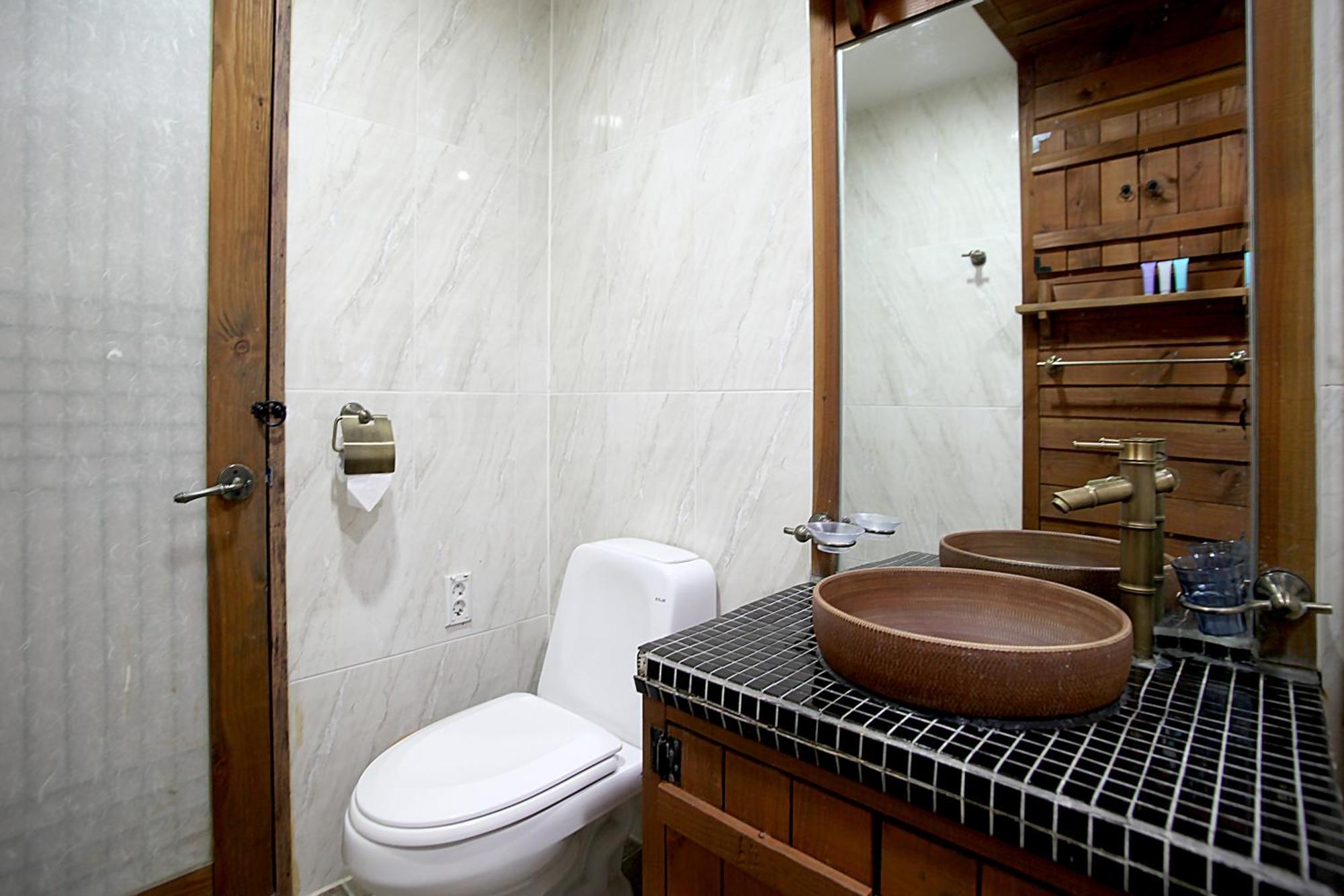 Jeonju Hanok Taejogung Hotel Kamer foto